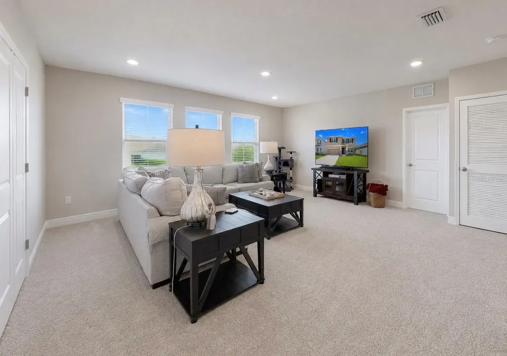 172 Mangrove Manor Drive Apollo Beach FL 33572