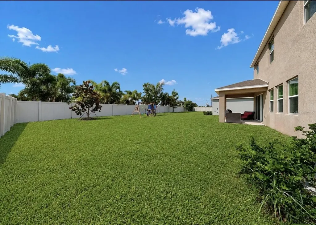 172 Mangrove Manor Drive Apollo Beach FL 33572