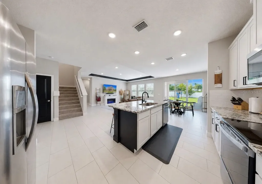 172 Mangrove Manor Drive Apollo Beach FL 33572