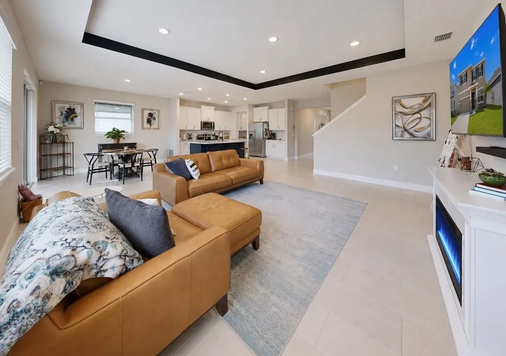 172 Mangrove Manor Drive Apollo Beach FL 33572