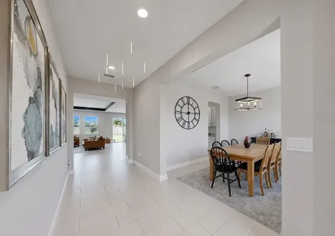 172 Mangrove Manor Drive Apollo Beach FL 33572
