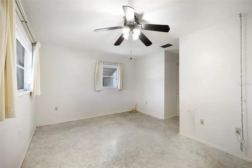 5994 Hibiscus Drive Bradenton FL 34207