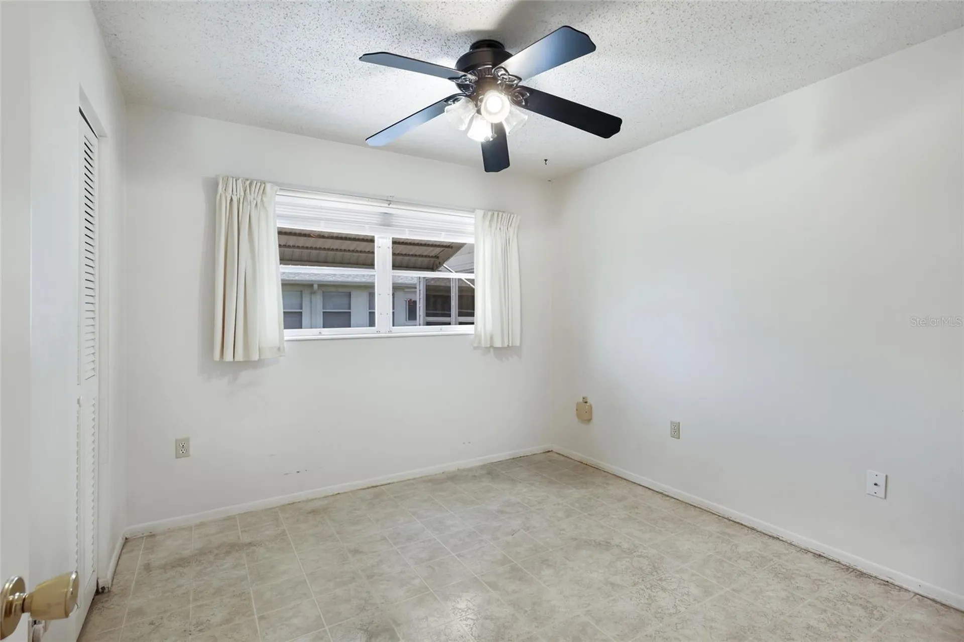 5994 Hibiscus Drive Bradenton FL 34207