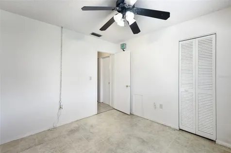 5994 Hibiscus Drive Bradenton FL 34207