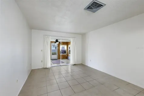 5994 Hibiscus Drive Bradenton FL 34207