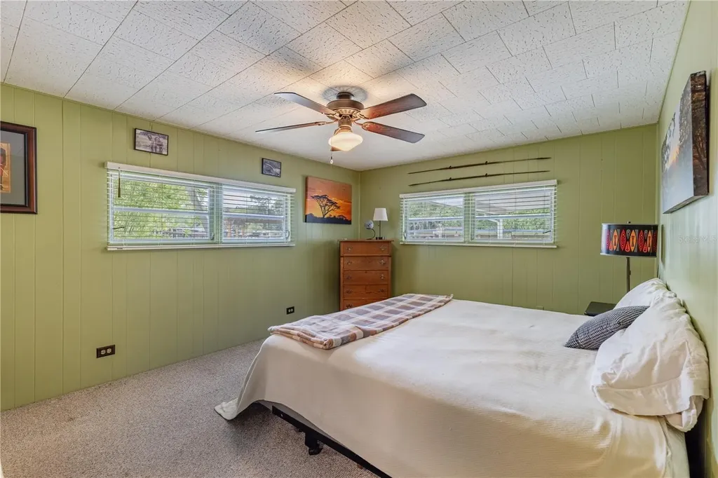 1136 Rue De Dore Tavares FL 32778