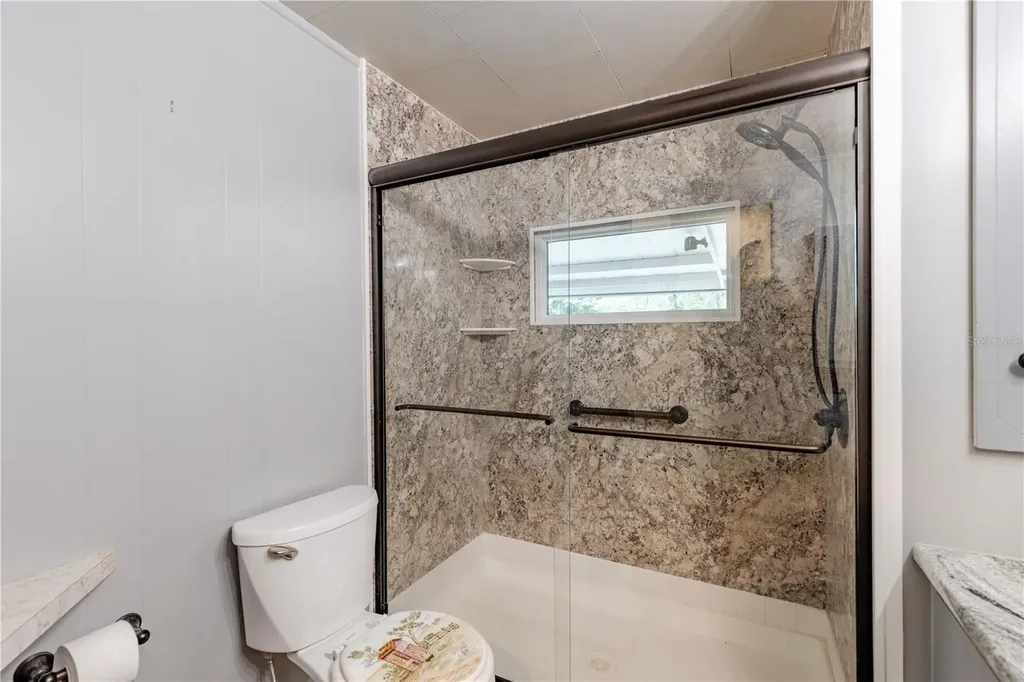 1136 Rue De Dore Tavares FL 32778