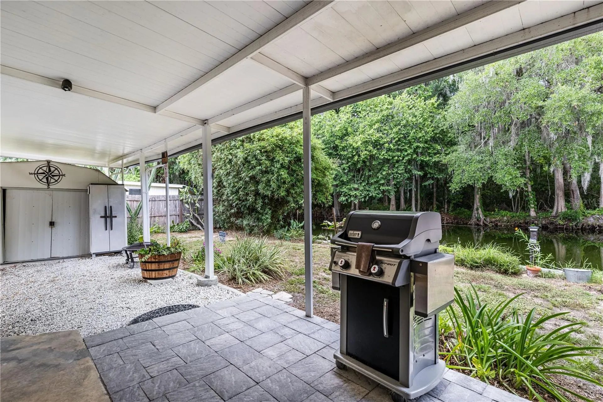 1136 Rue De Dore Tavares FL 32778