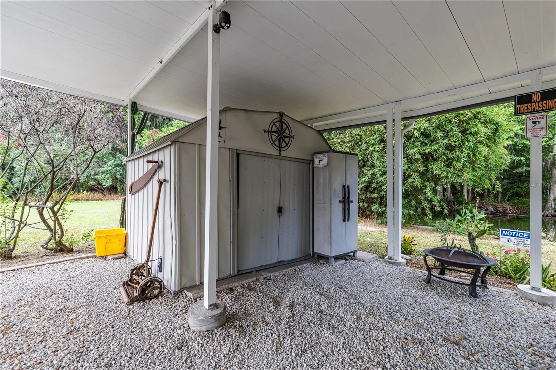 1136 Rue De Dore Tavares FL 32778
