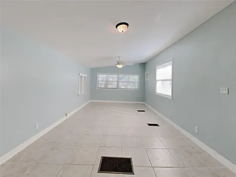 628 N Halifax Avenue Daytona Beach FL 32118