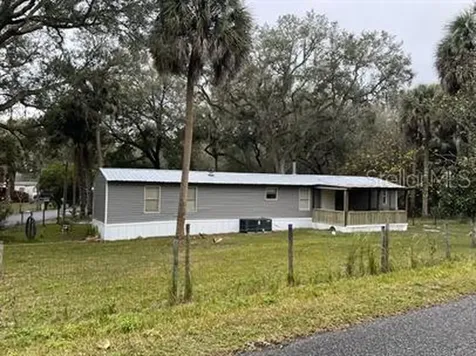 7032 SE 170th Avenue Road Ocklawaha FL 32179