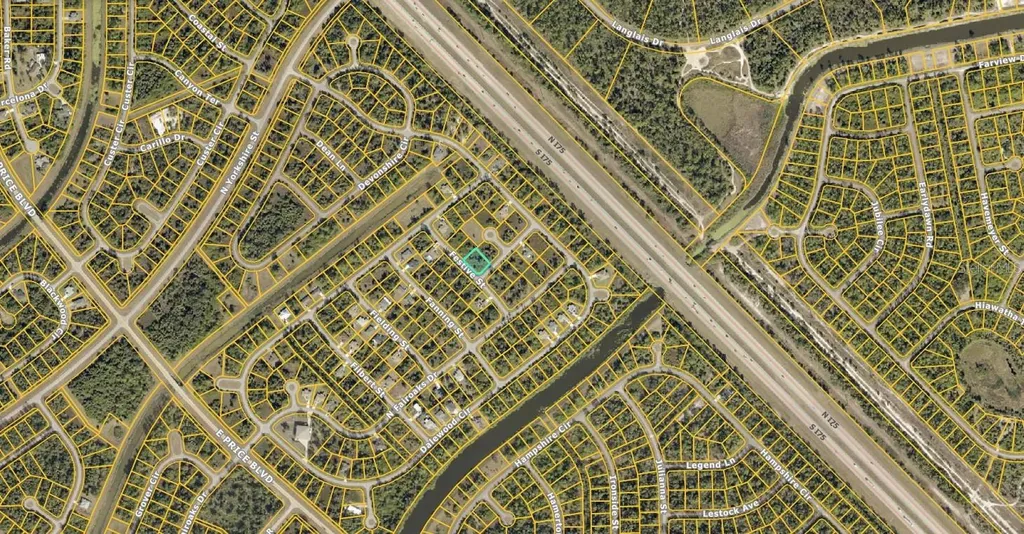 1131210313 Farr Avenue North Port FL 34288