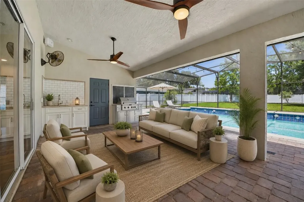 5741 Bay Side Drive Orlando FL 32819