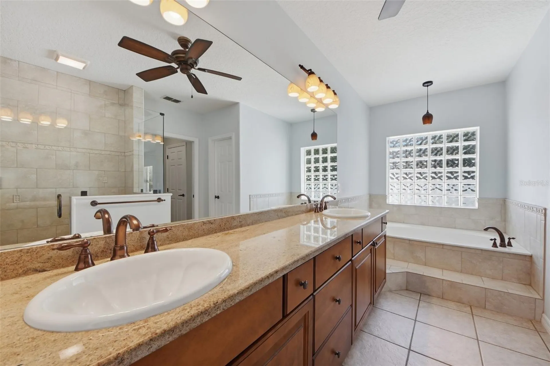 5741 Bay Side Drive Orlando FL 32819