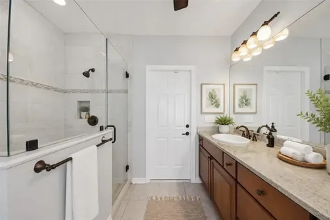 5741 Bay Side Drive Orlando FL 32819