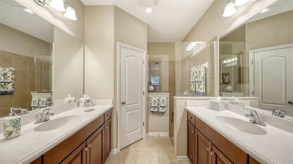 4866 Maymont Park Circle Bradenton FL 34203