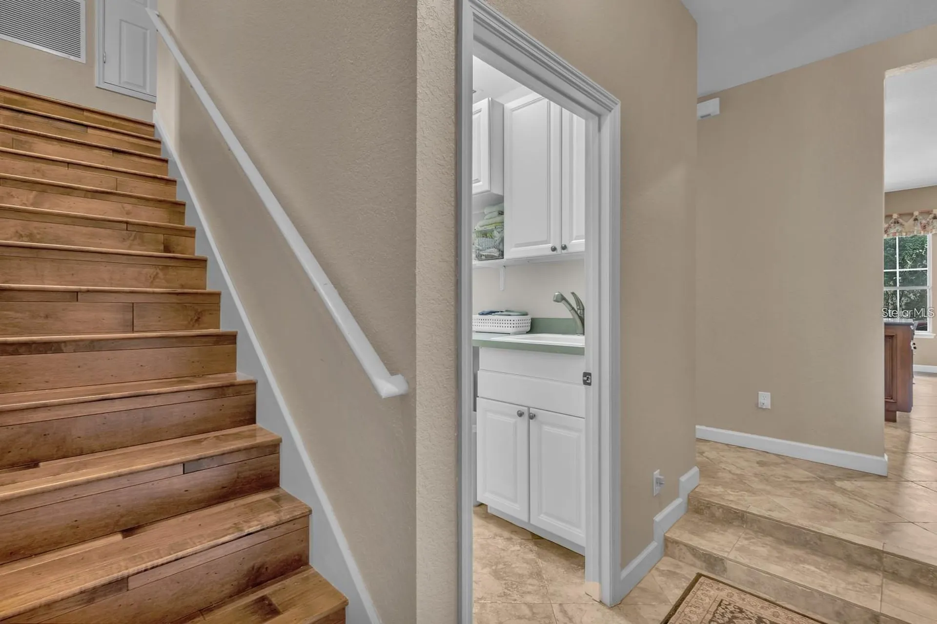 8740 Ingleton Court Orlando FL 32836