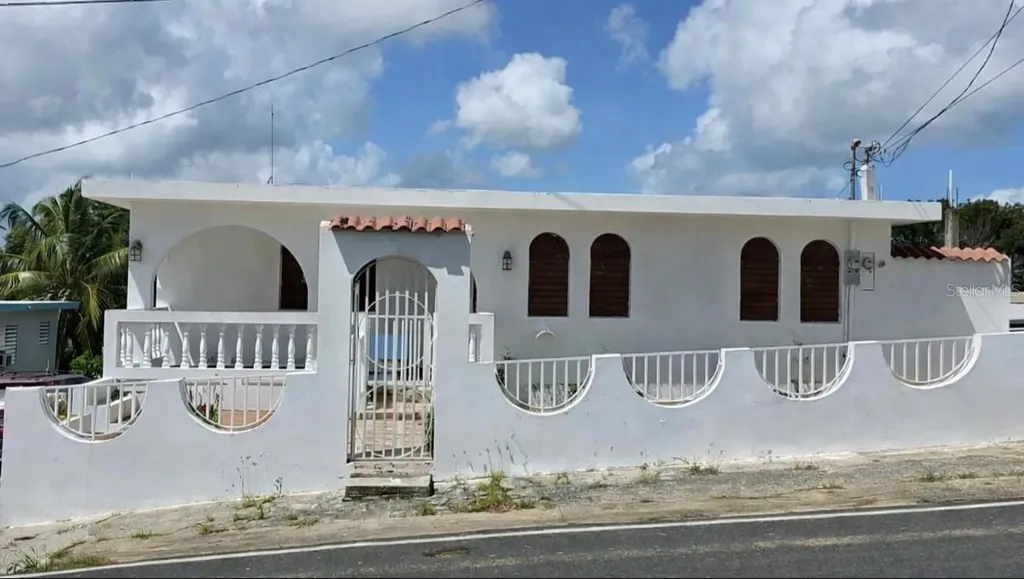 Pr 922 Km 0.4 Bo. Collores Las Piedras PR 00771