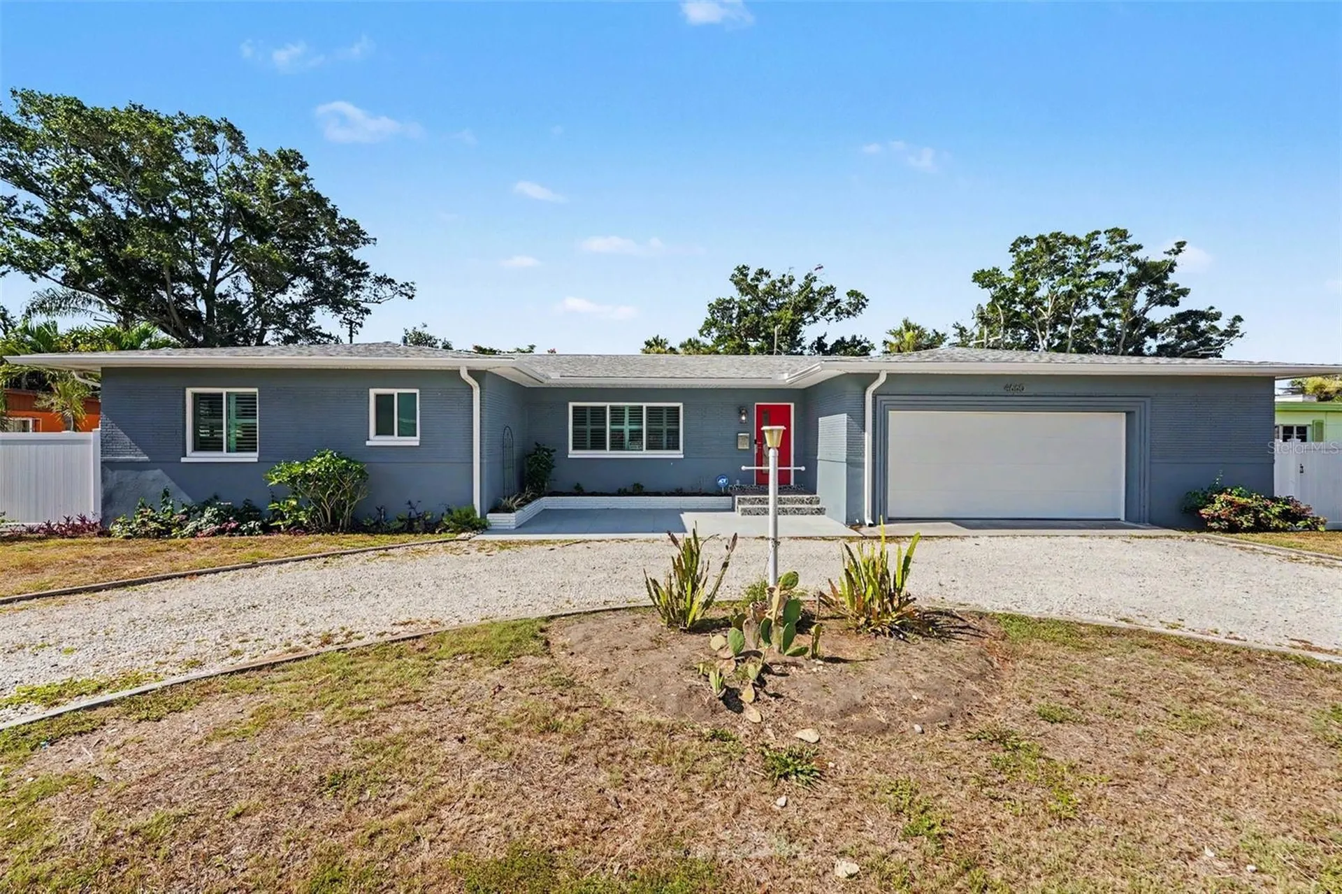 4660 22nd Avenue S St Petersburg FL 33711
