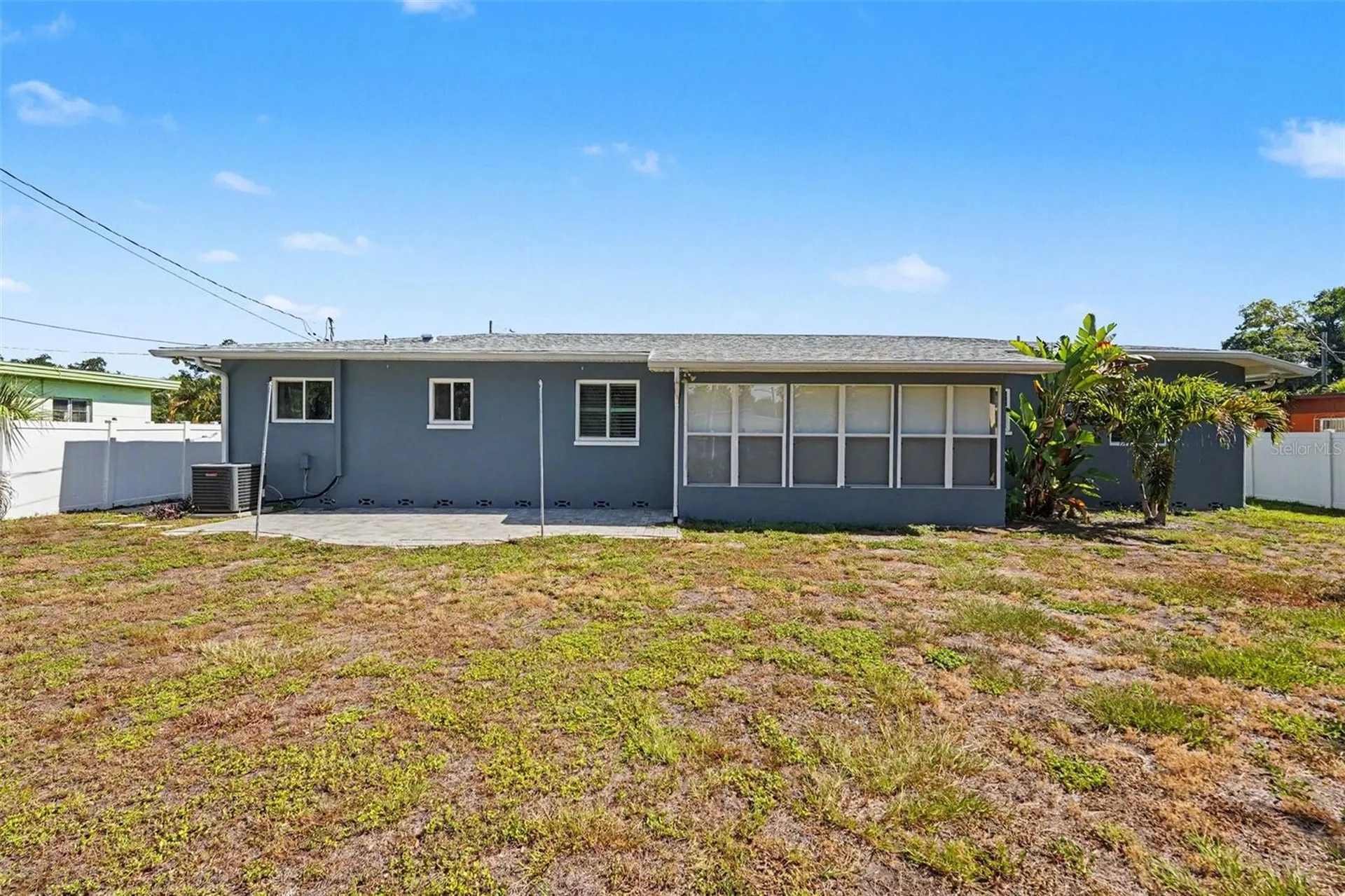 4660 22nd Avenue S St Petersburg FL 33711