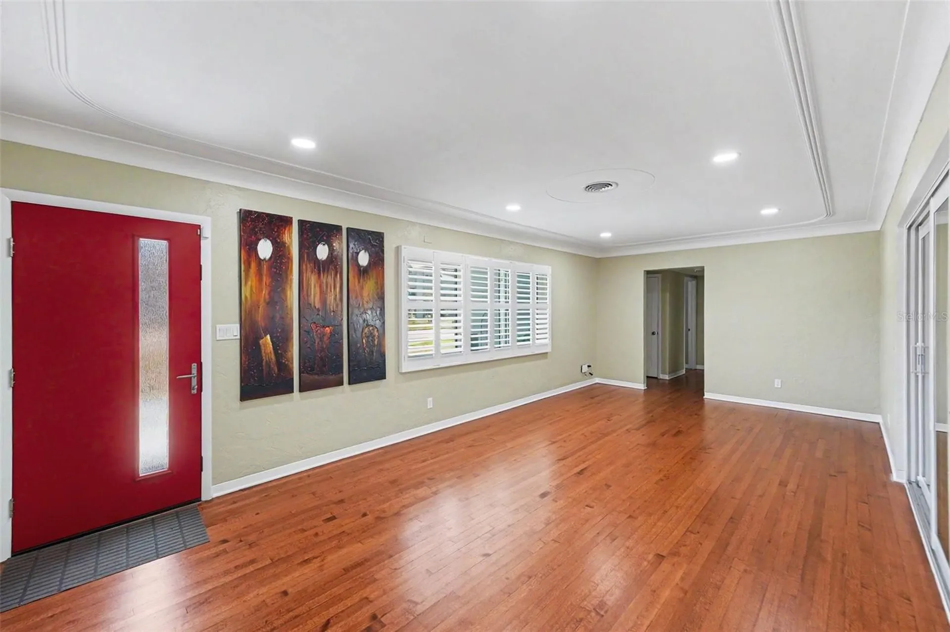 4660 22nd Avenue S St Petersburg FL 33711