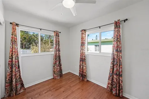 4660 22nd Avenue S St Petersburg FL 33711