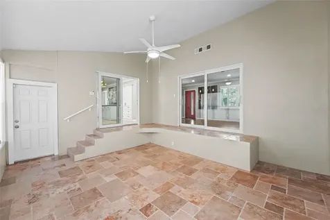 4660 22nd Avenue S St Petersburg FL 33711