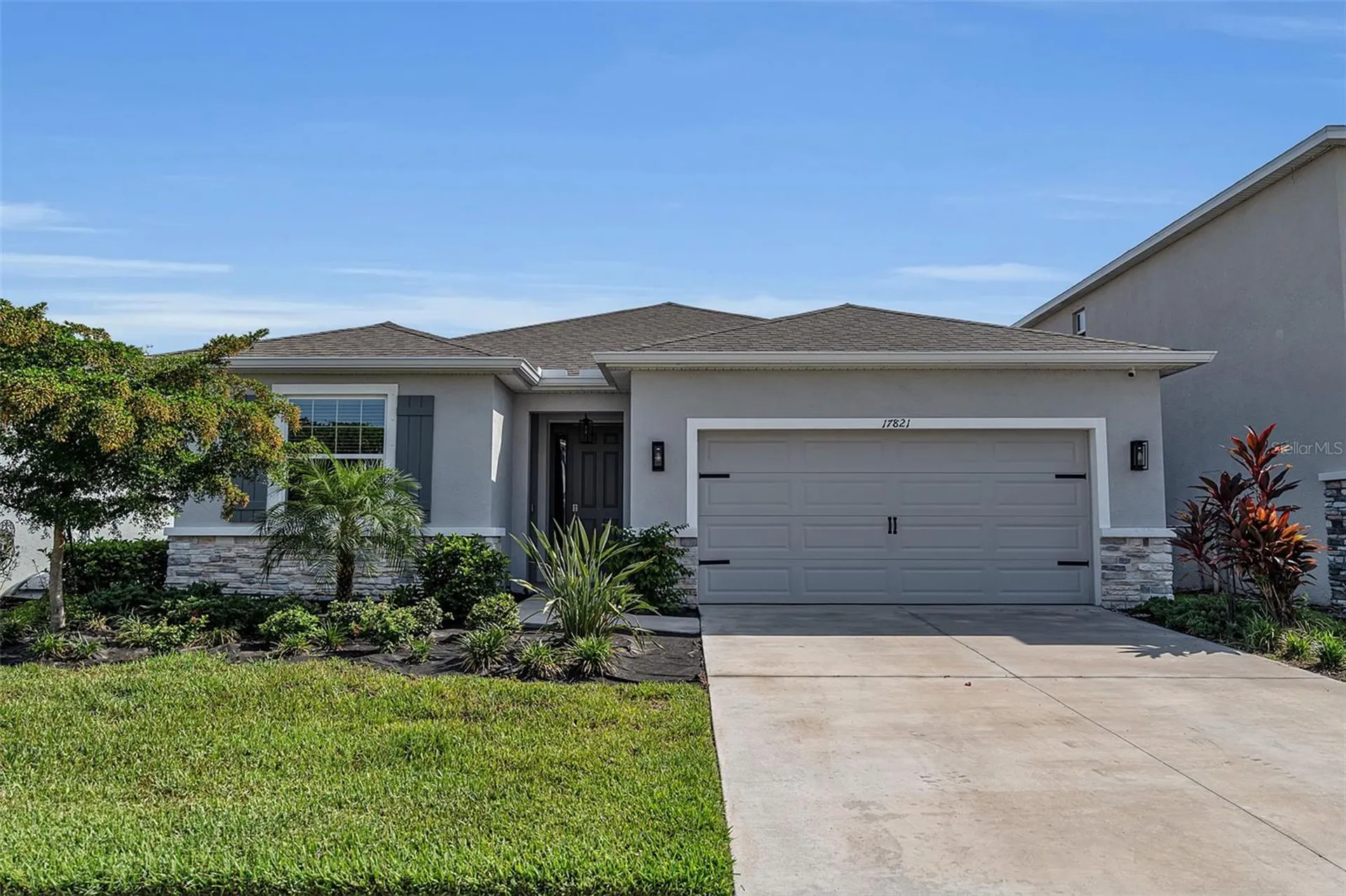 17821 Cantarina Cove Bradenton FL 34211
