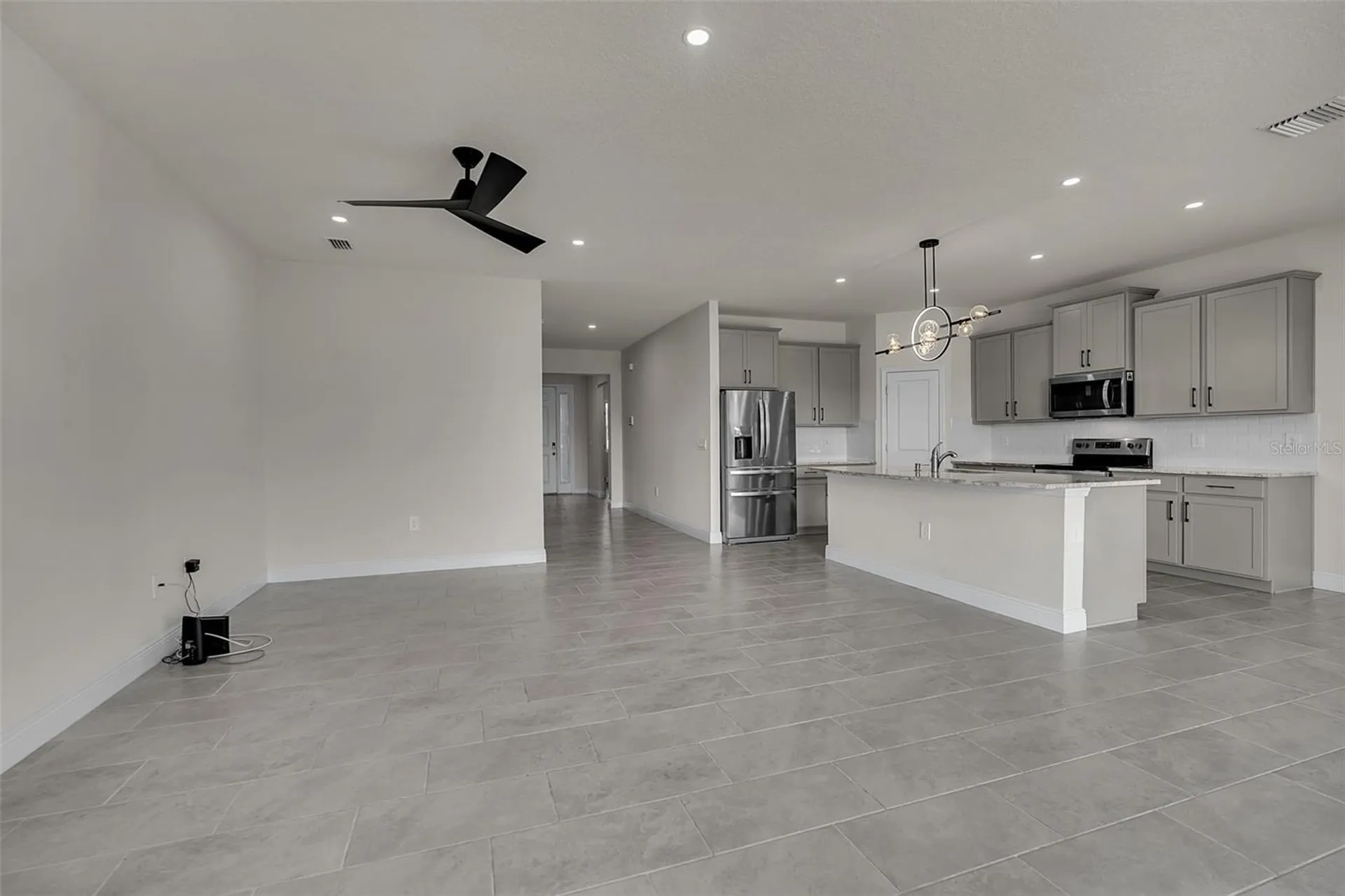 17821 Cantarina Cove Bradenton FL 34211