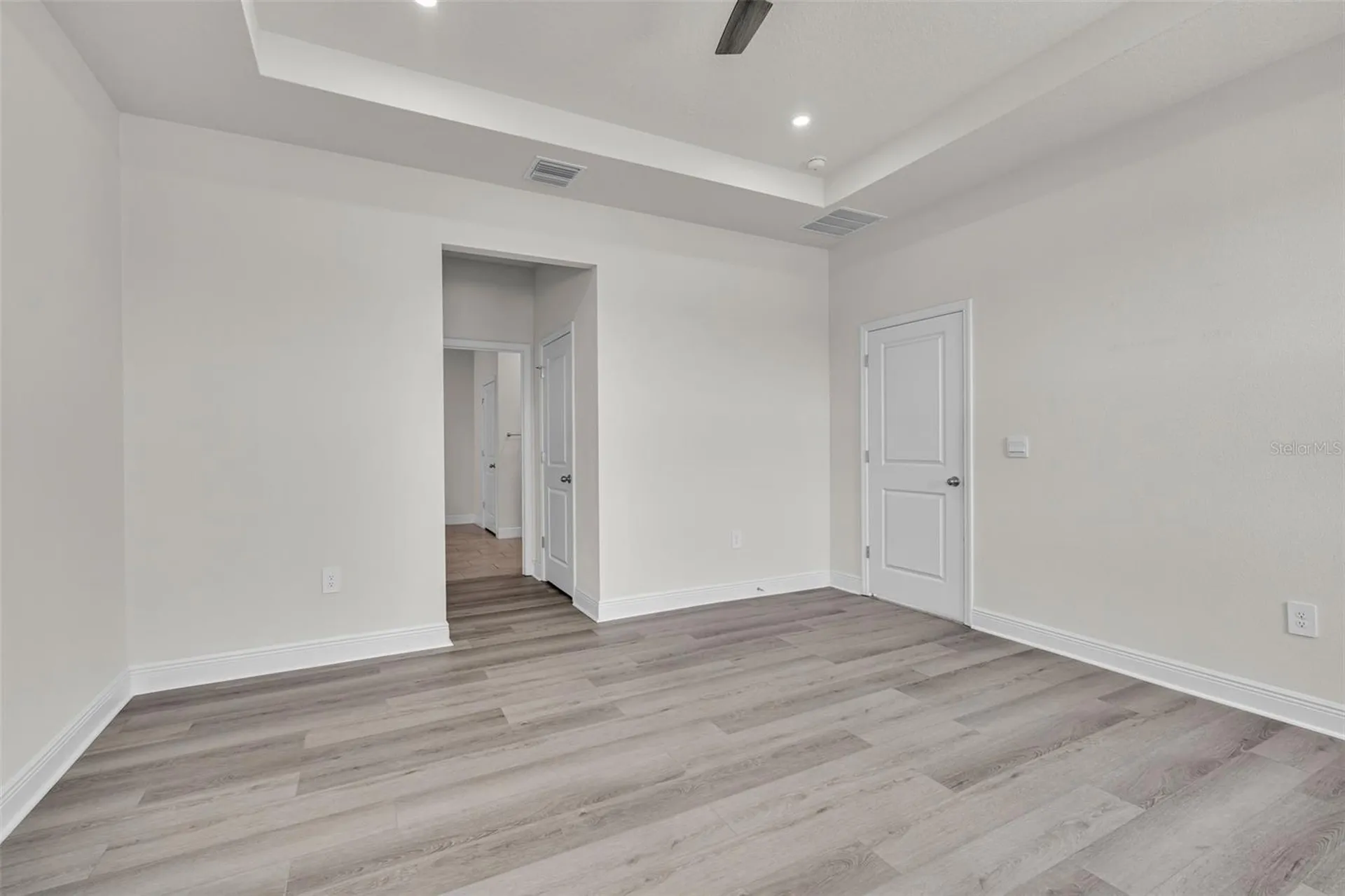 17821 Cantarina Cove Bradenton FL 34211