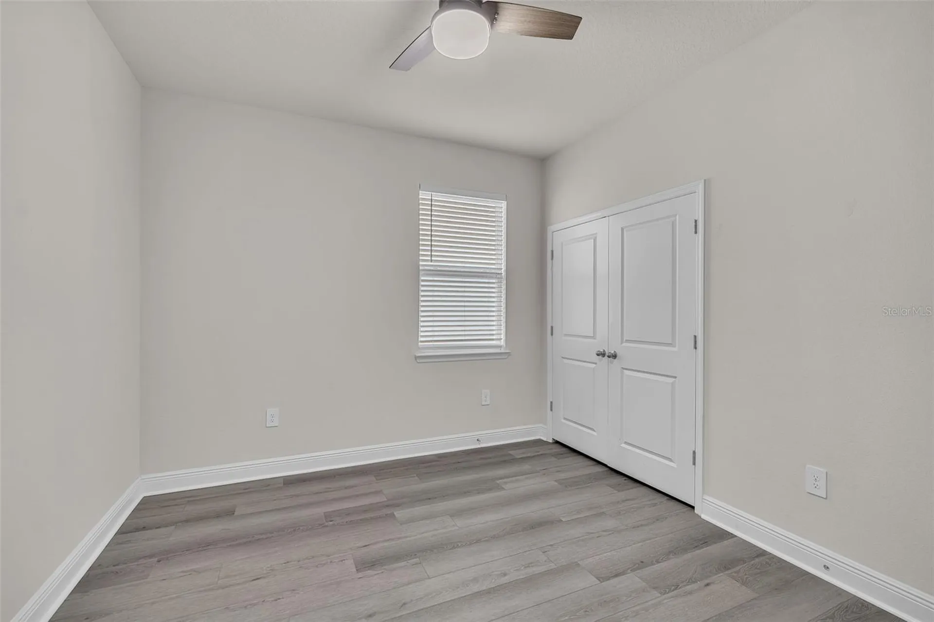17821 Cantarina Cove Bradenton FL 34211