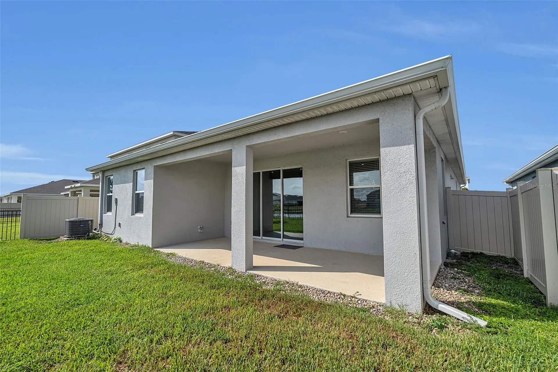 17821 Cantarina Cove Bradenton FL 34211