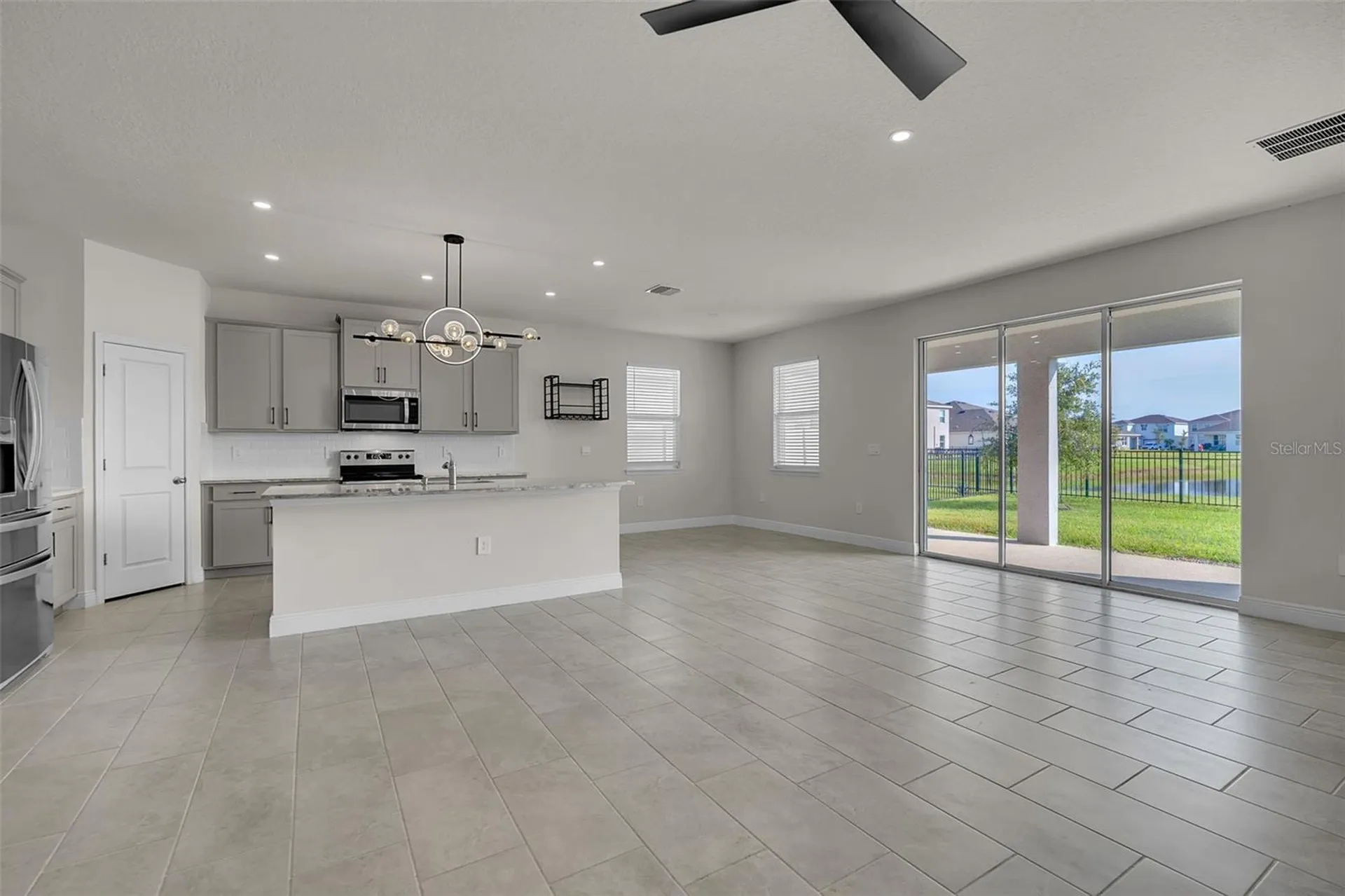 17821 Cantarina Cove Bradenton FL 34211