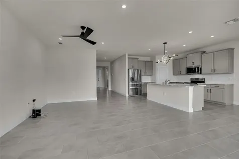 17821 Cantarina Cove Bradenton FL 34211