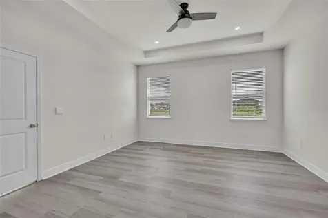 17821 Cantarina Cove Bradenton FL 34211