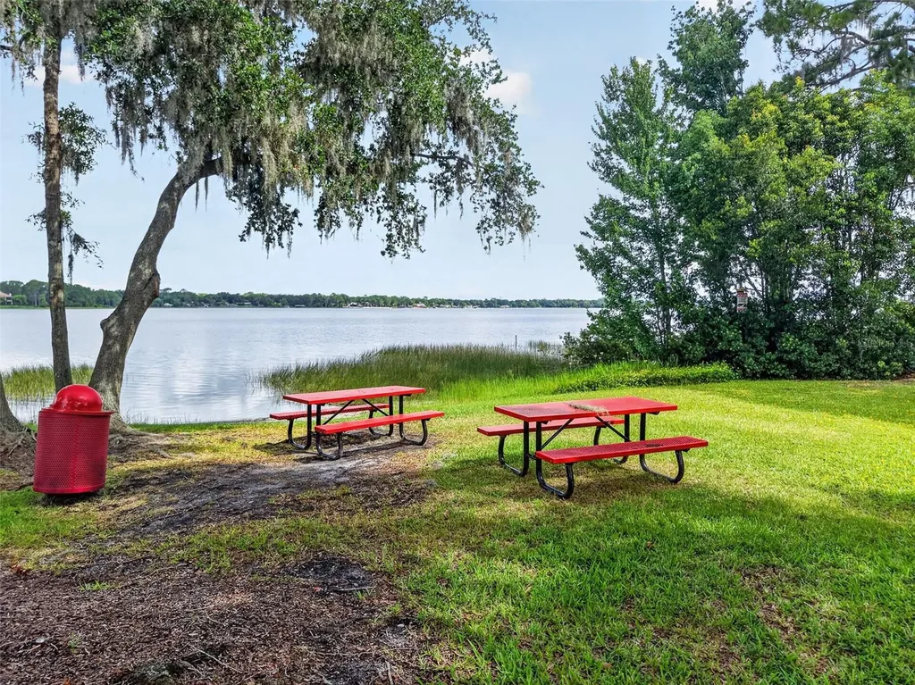 33350 E Lake Joanna Drive Eustis FL 32736