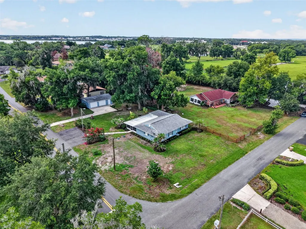 33350 E Lake Joanna Drive Eustis FL 32736