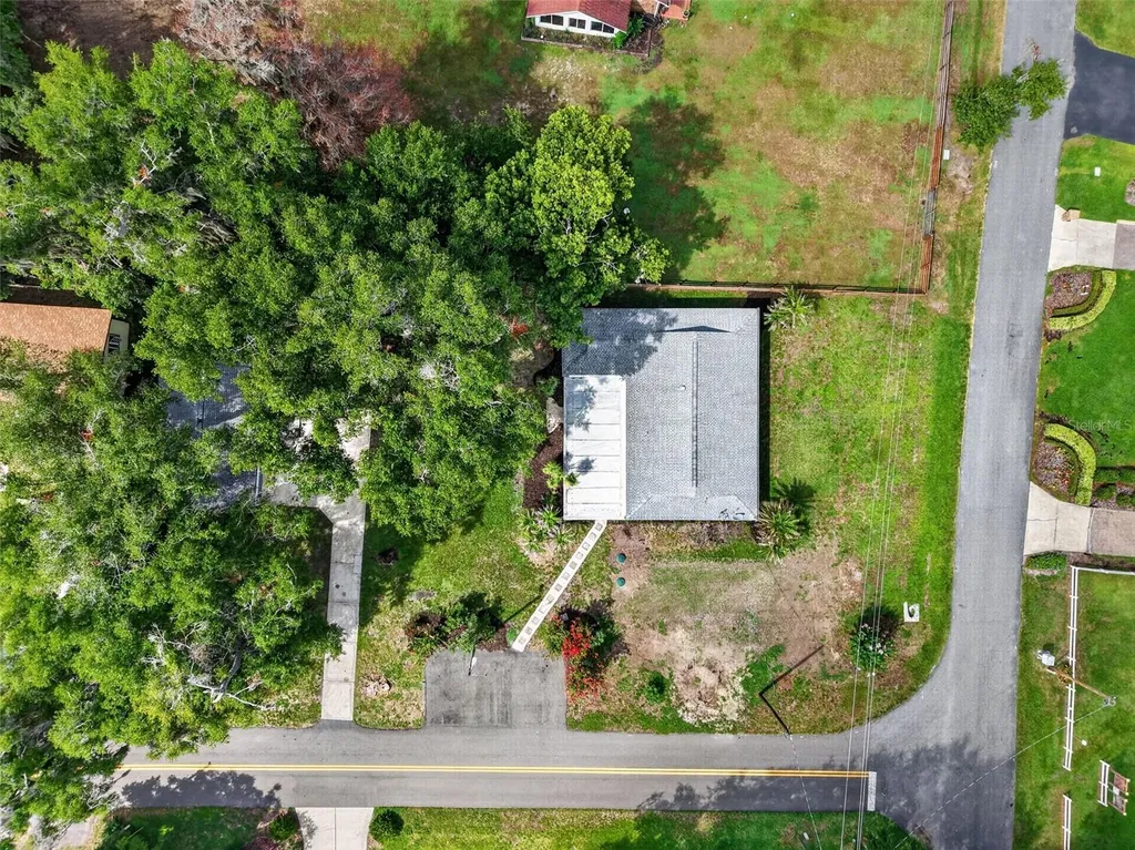 33350 E Lake Joanna Drive Eustis FL 32736