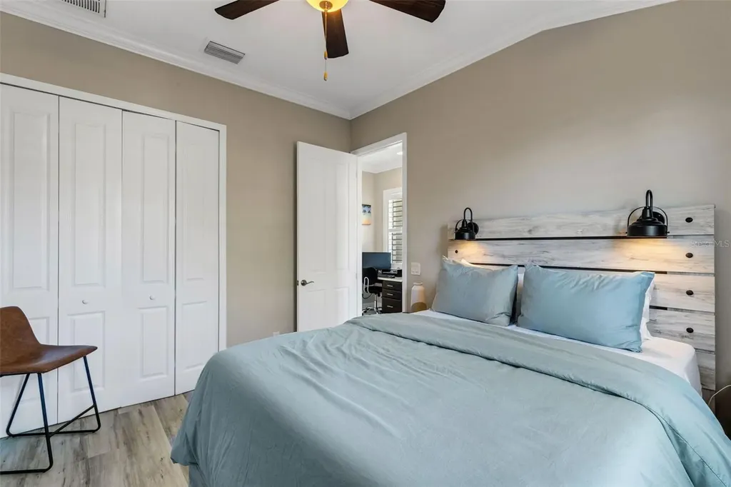 289 Sapphire Lake Drive Bradenton FL 34209