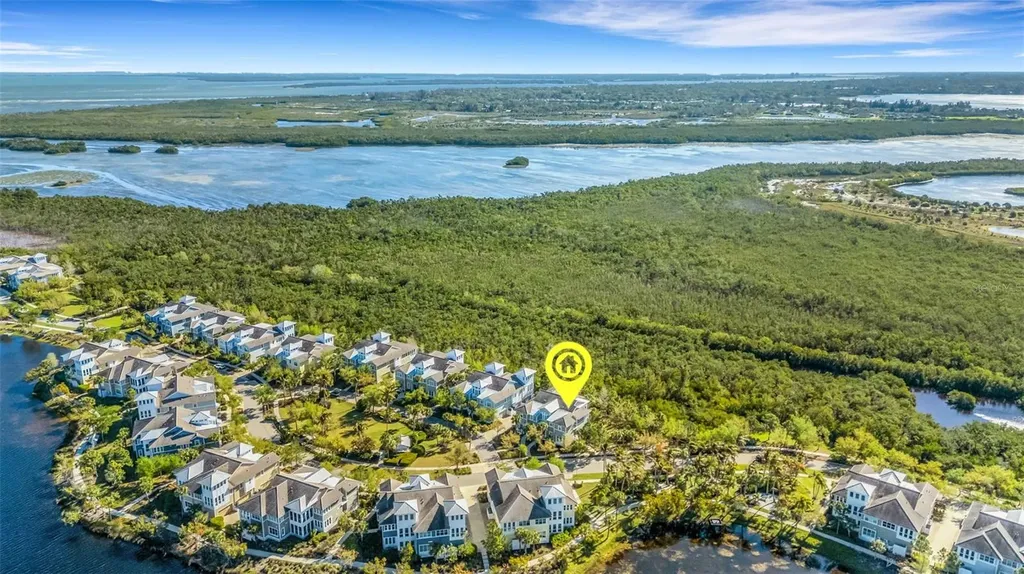 289 Sapphire Lake Drive Bradenton FL 34209