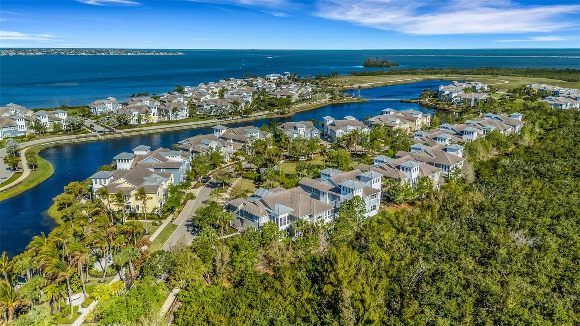 289 Sapphire Lake Drive Bradenton FL 34209