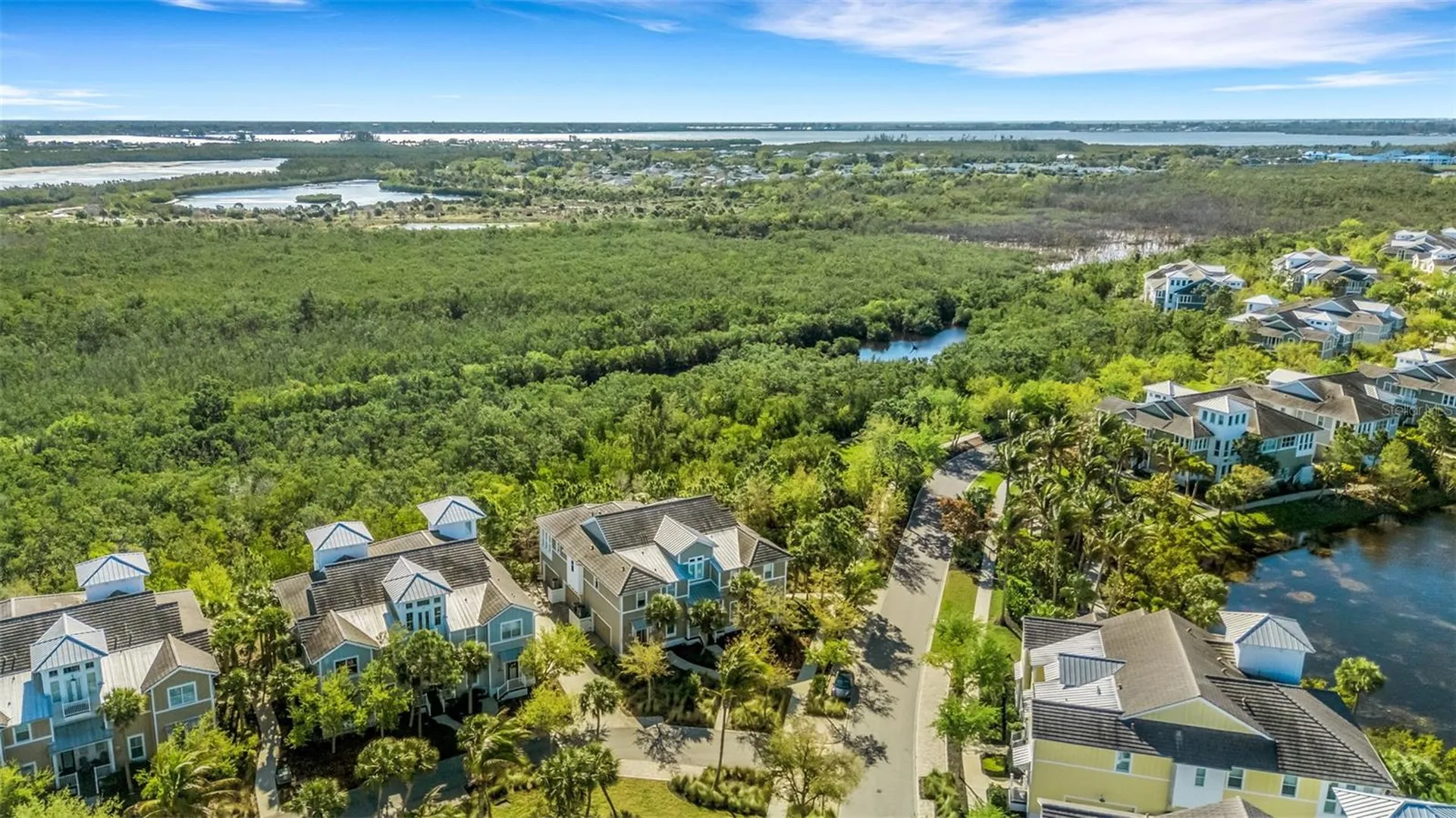 289 Sapphire Lake Drive Bradenton FL 34209