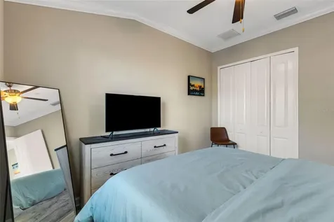 289 Sapphire Lake Drive Bradenton FL 34209