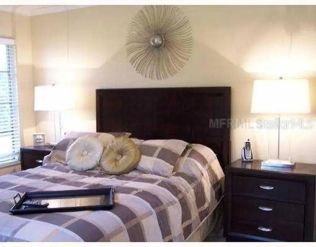 3947 De Foe Square Sarasota FL 34241