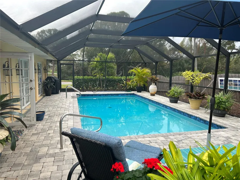 3947 De Foe Square Sarasota FL 34241