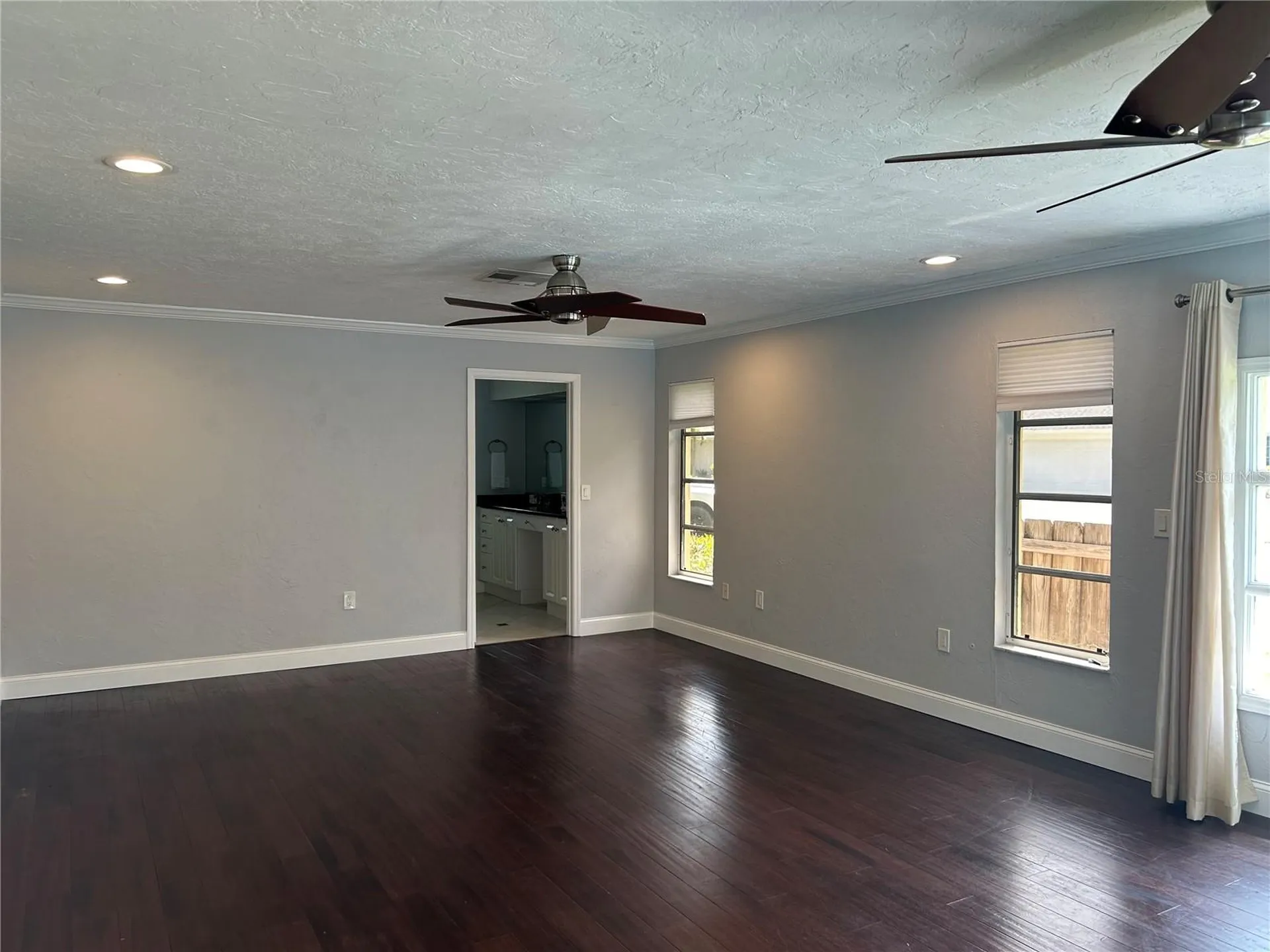 3947 De Foe Square Sarasota FL 34241