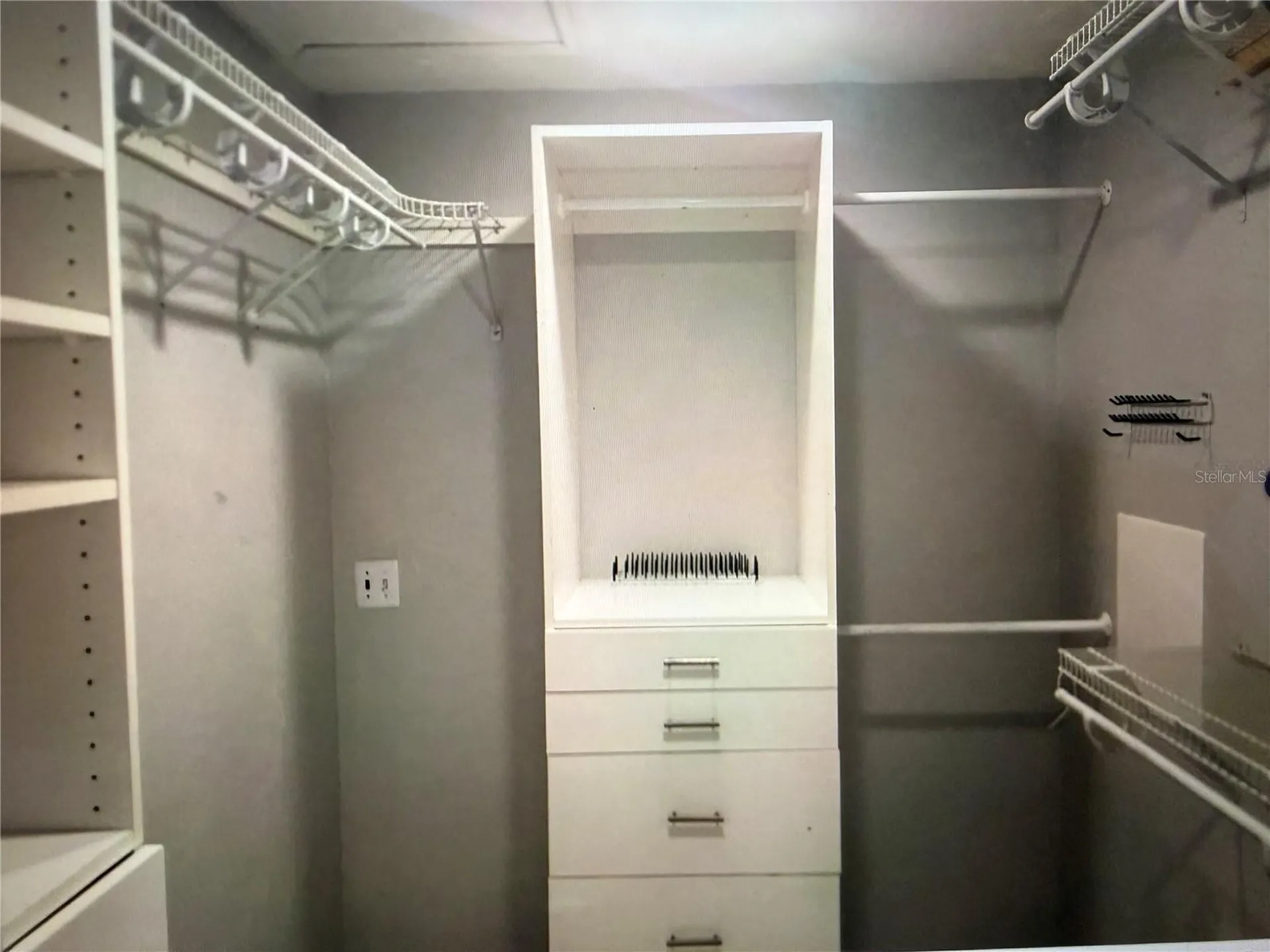 3947 De Foe Square Sarasota FL 34241