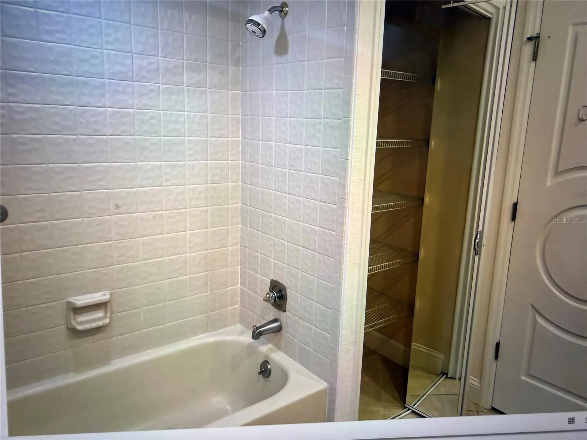 3947 De Foe Square Sarasota FL 34241
