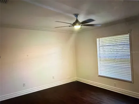 3947 De Foe Square Sarasota FL 34241