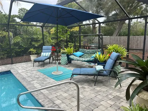 3947 De Foe Square Sarasota FL 34241